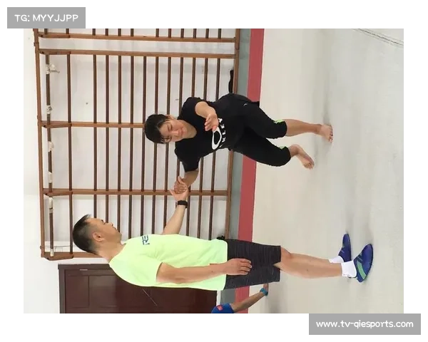 体能训练师幕后工作揭秘，科学训练如何延长运动员职业生涯