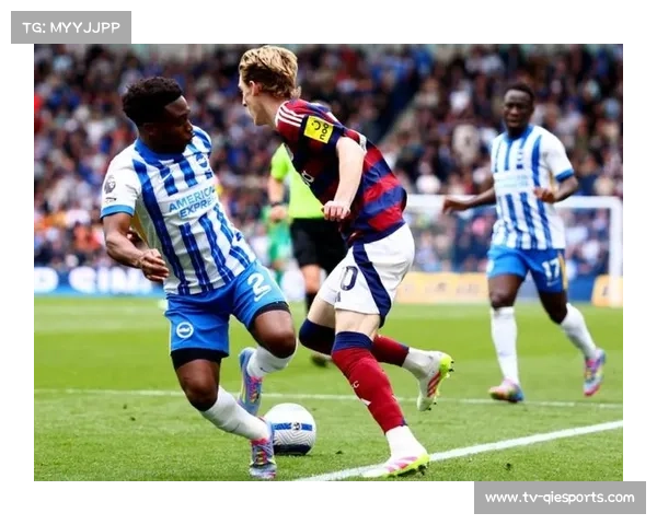 伊兰点球绝平瞬间，巴黎FC主场气势如虹